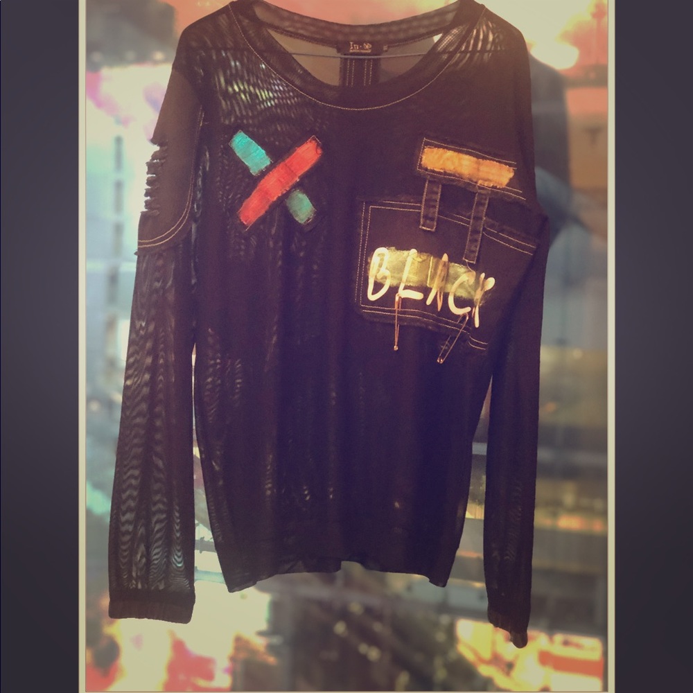 Super Modern Hip-Hop Top
